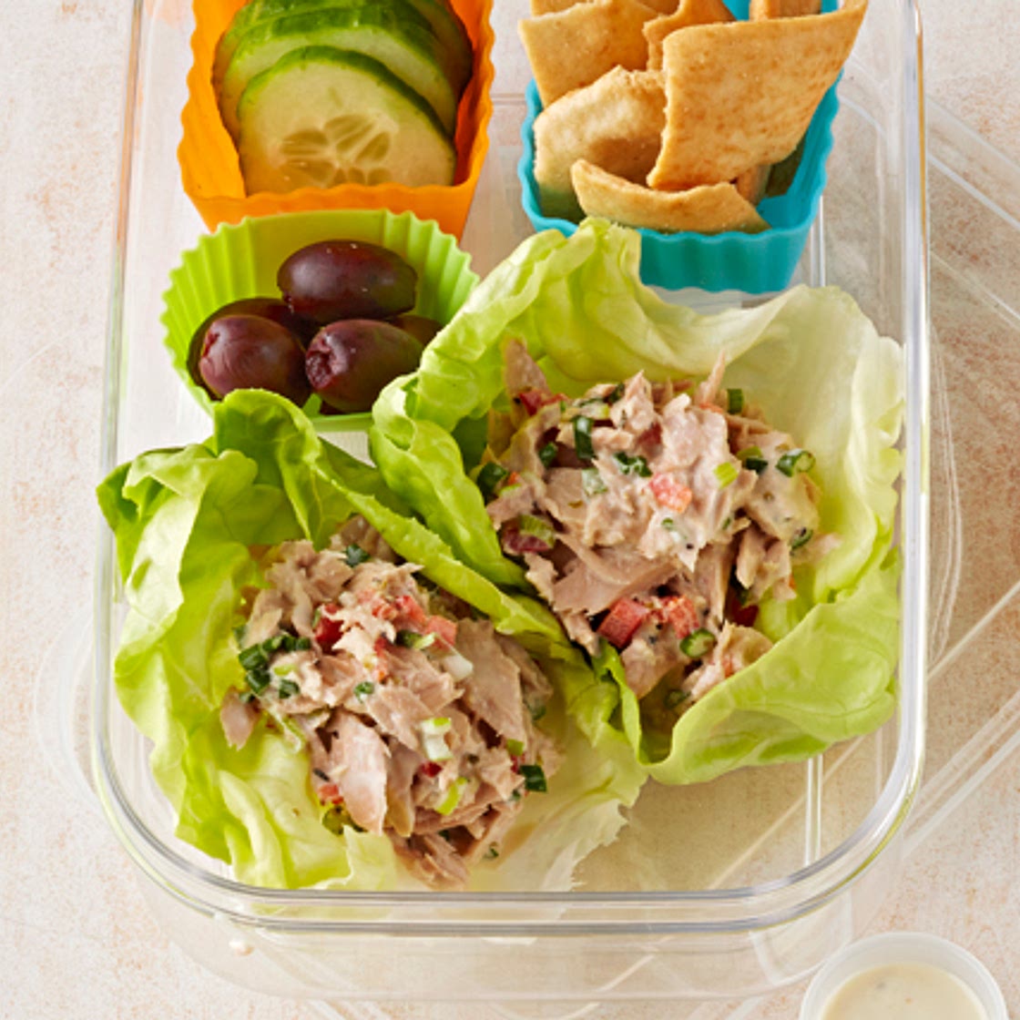 Mediterranean Tuna Lettuce Wraps