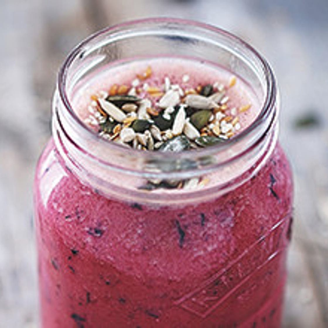 Berry Banana Crunch Smoothie Recipe