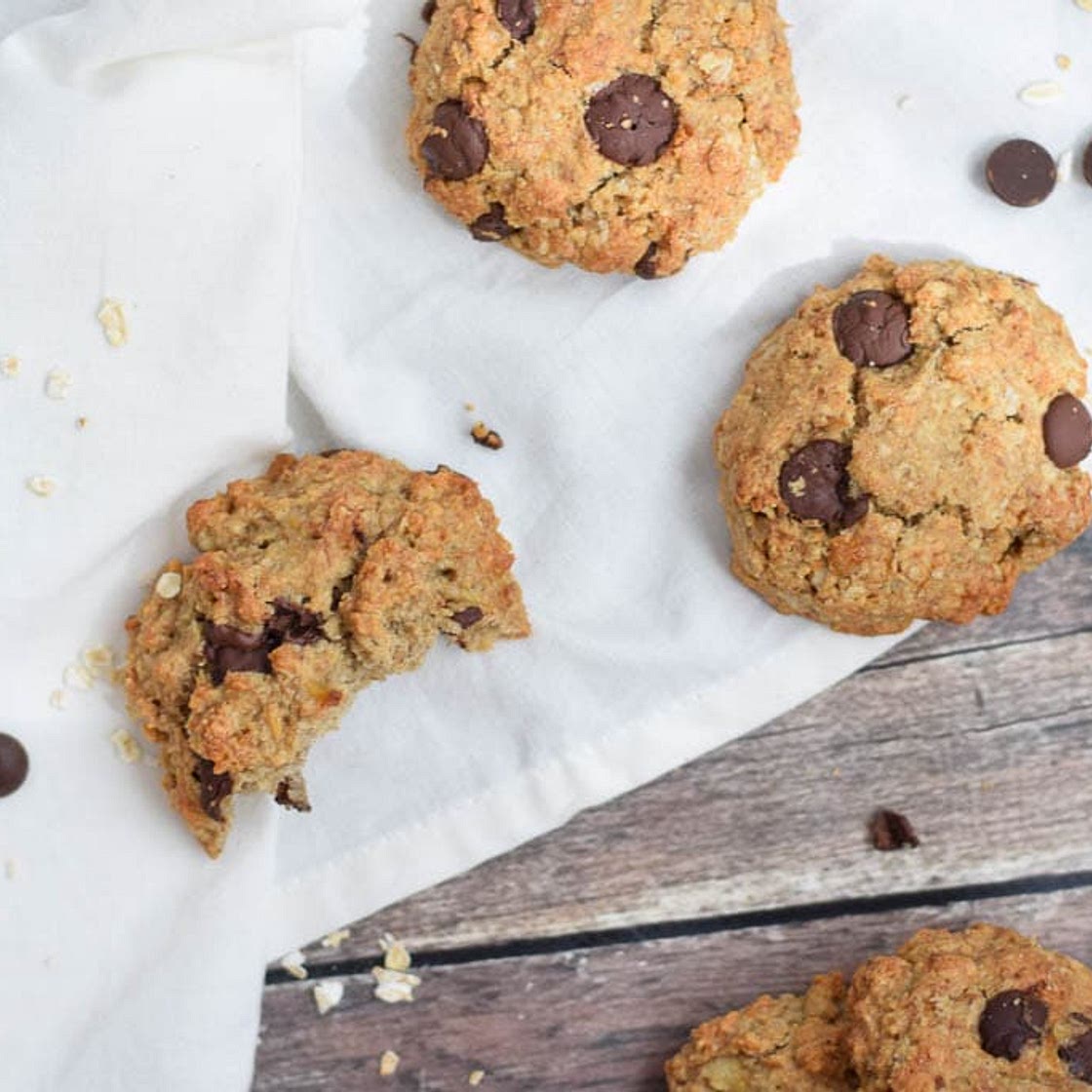 Low FODMAP oatmeal cookies with chocolate chips
