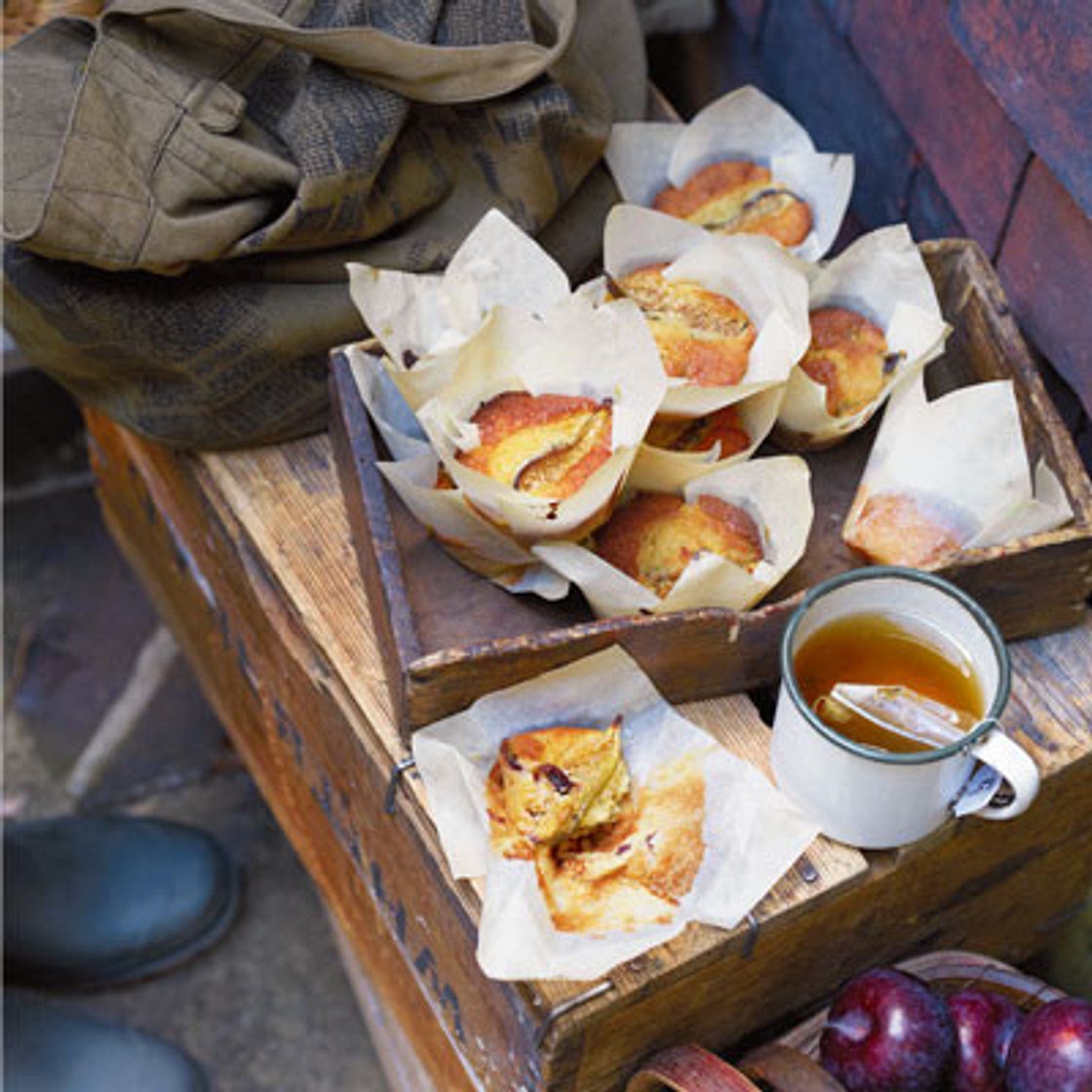Sticky fig and orange muffins