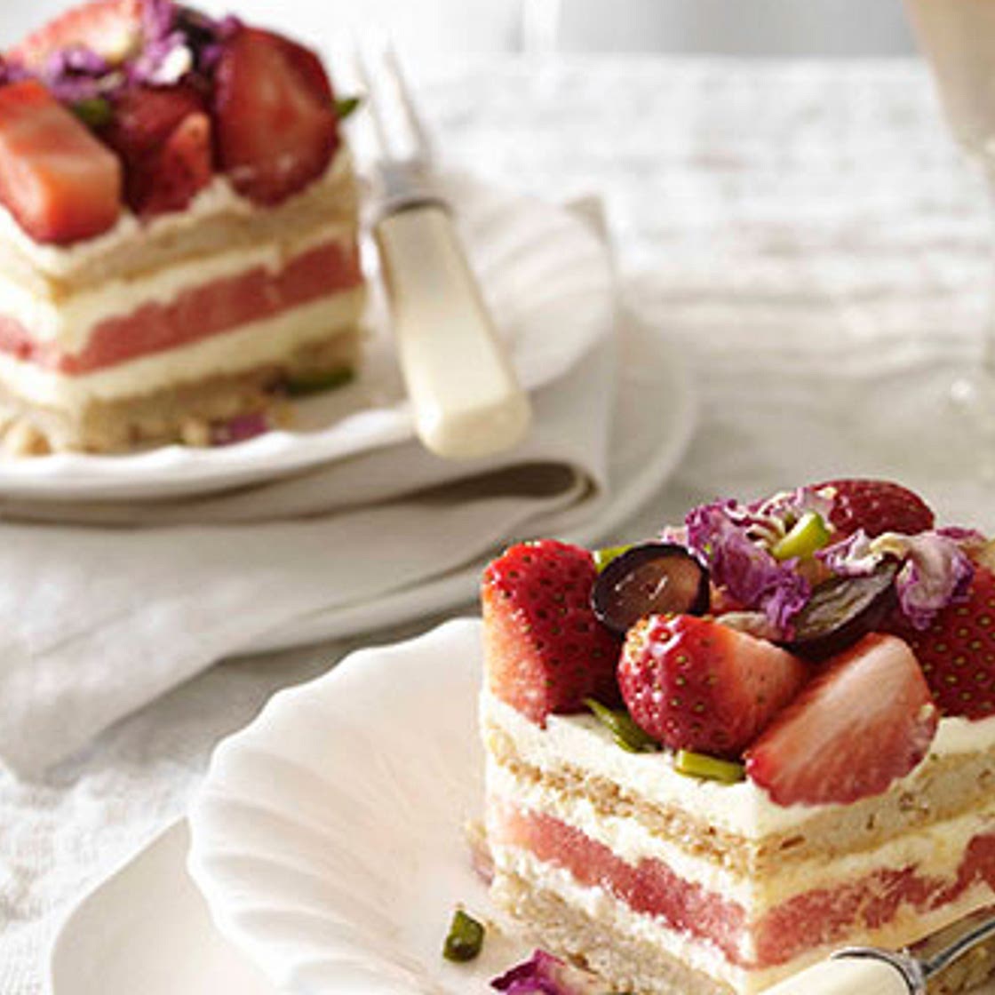 Strawberry and watermelon cake