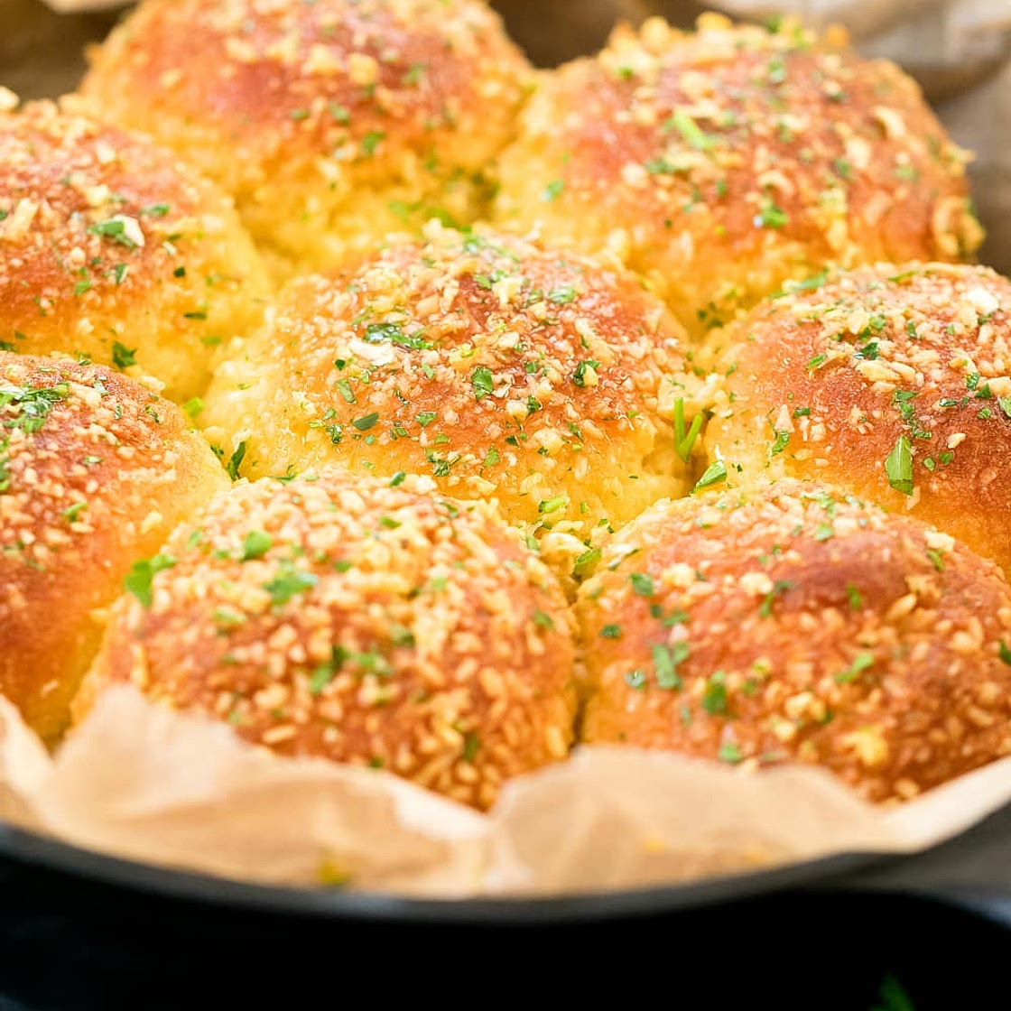 Keto Garlic Rolls - Keto Recipes
