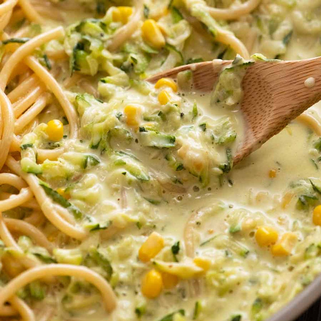 Pasta with Creamy Zucchini Sauce