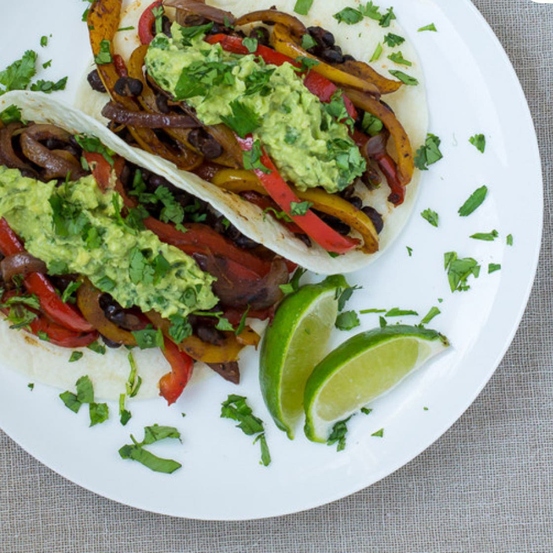 Black bean and bell pepper fajitas