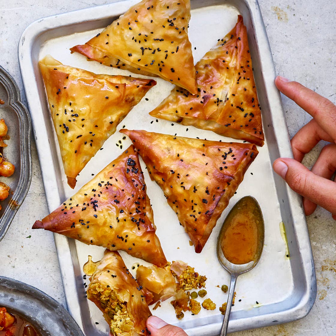 Samosas - Indian Feast - Gaz Oakley