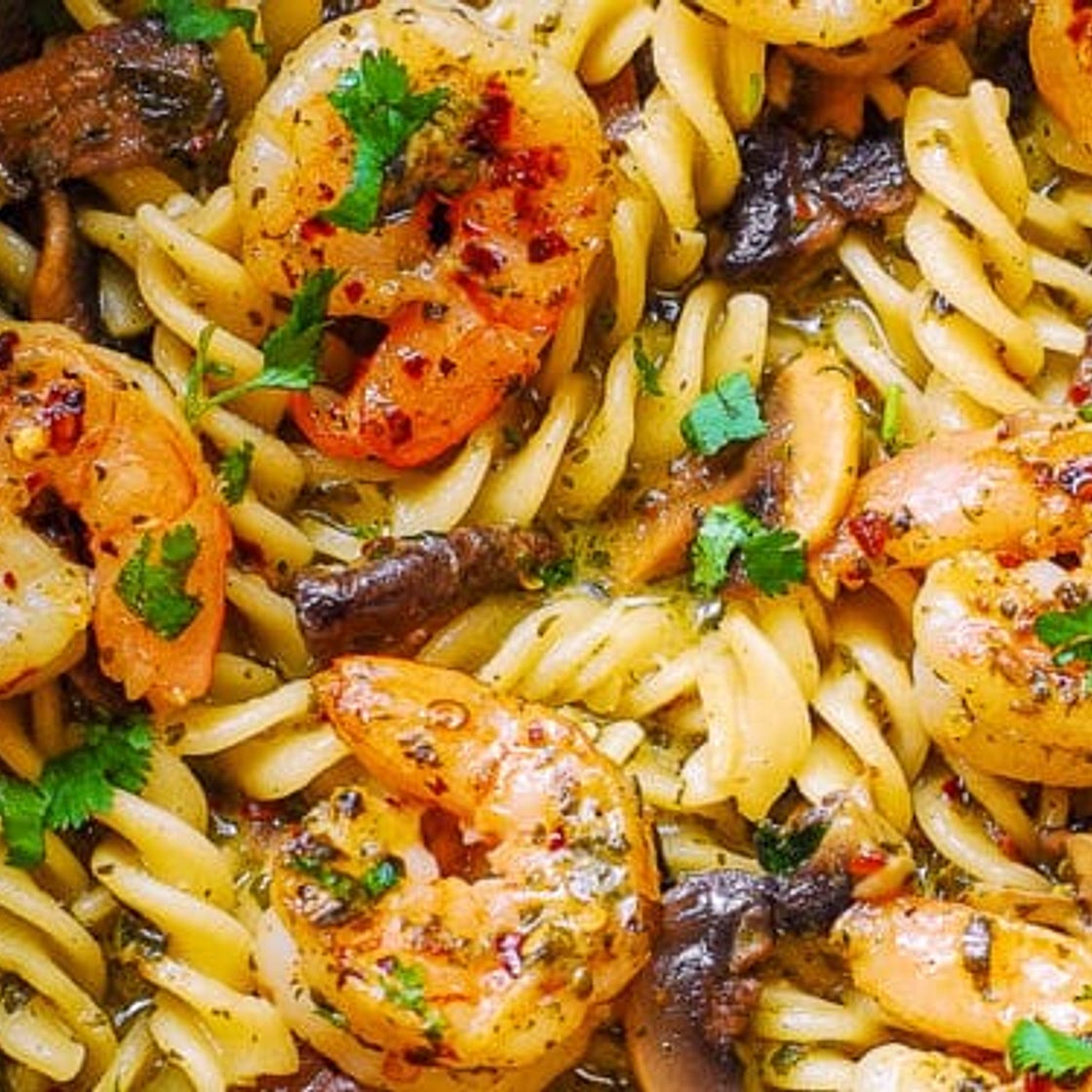 Pesto Shrimp Mushroom Pasta