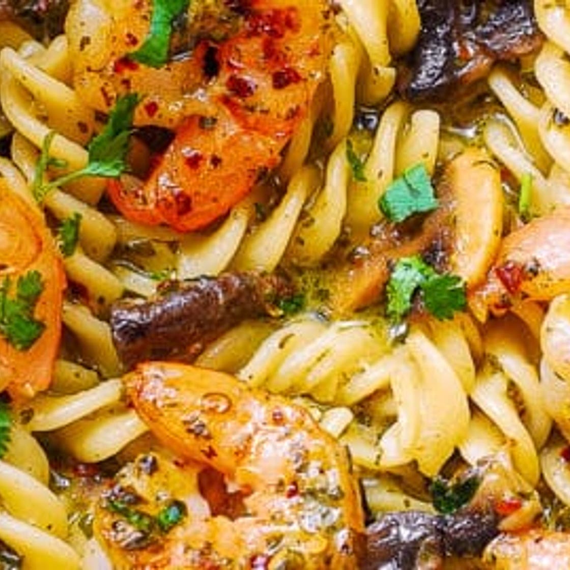 Pesto Shrimp Mushroom Pasta