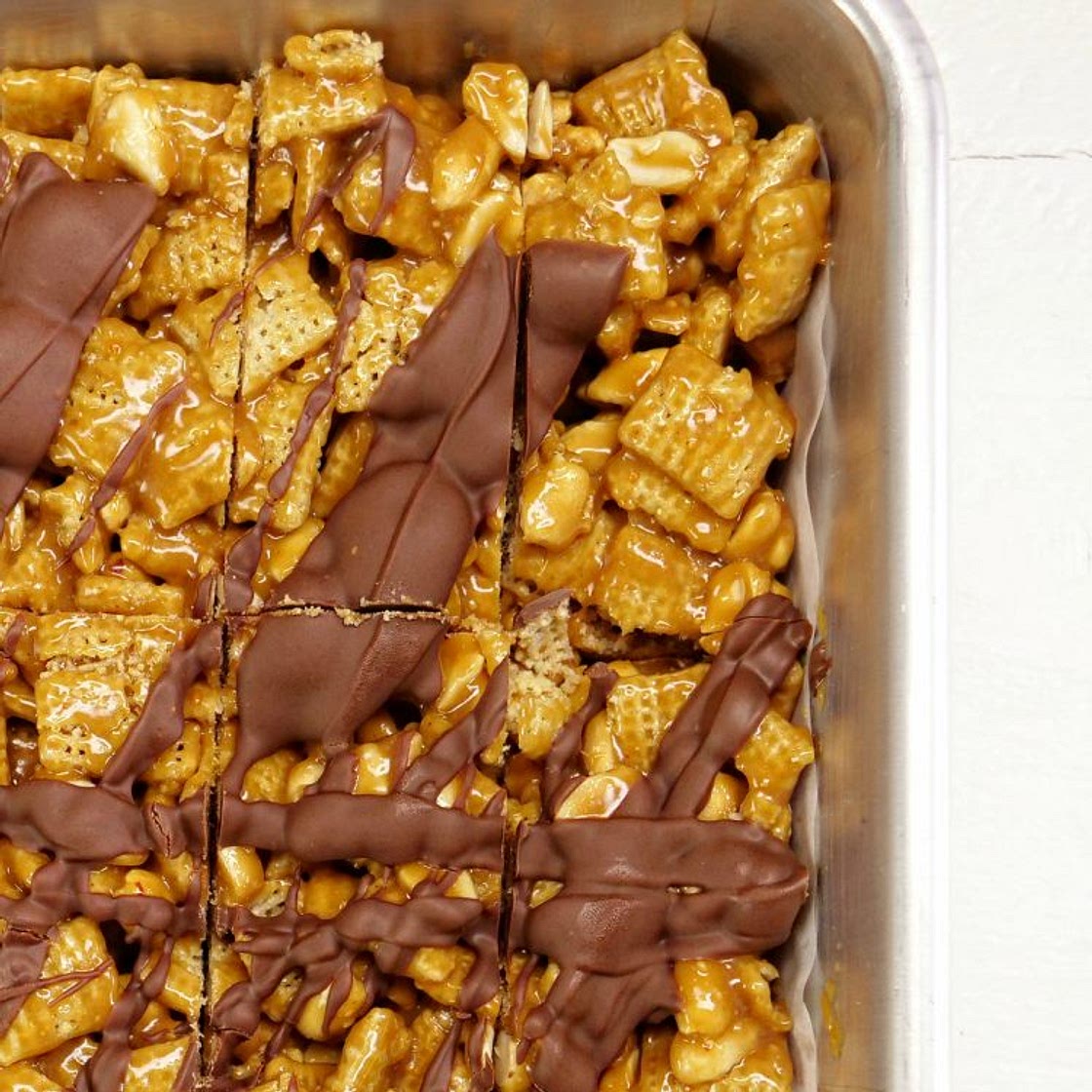 No-Bake Peanut Butter Caramel Bars