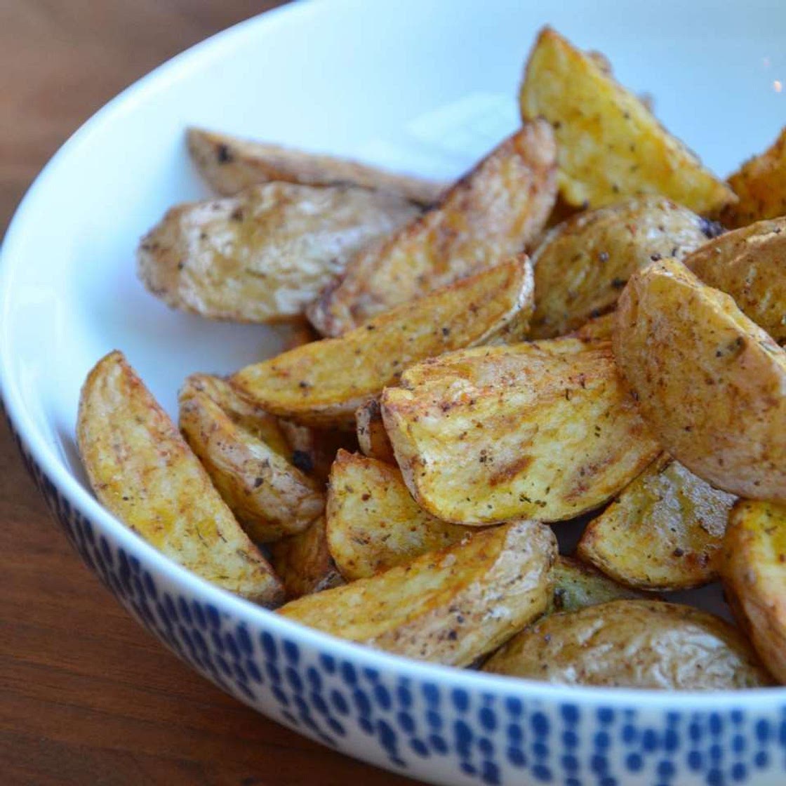 Air fryer paprika wedges