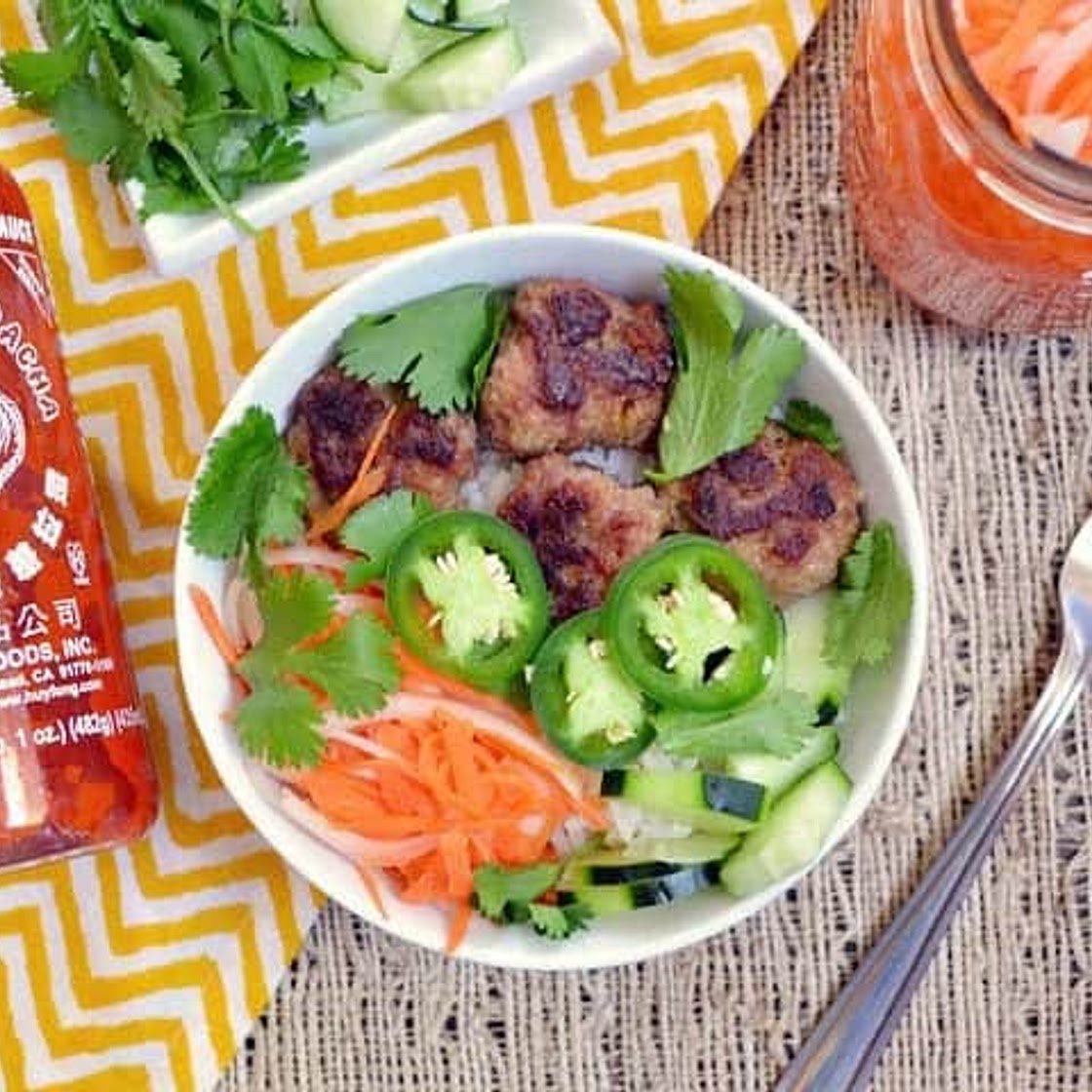 Bánh Mì Bowls