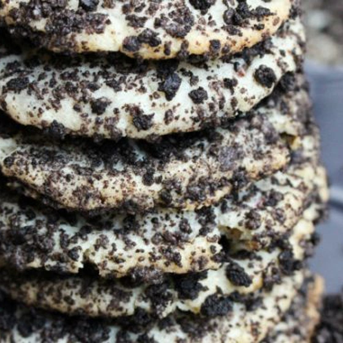 Oreo Cheesecake Cookies