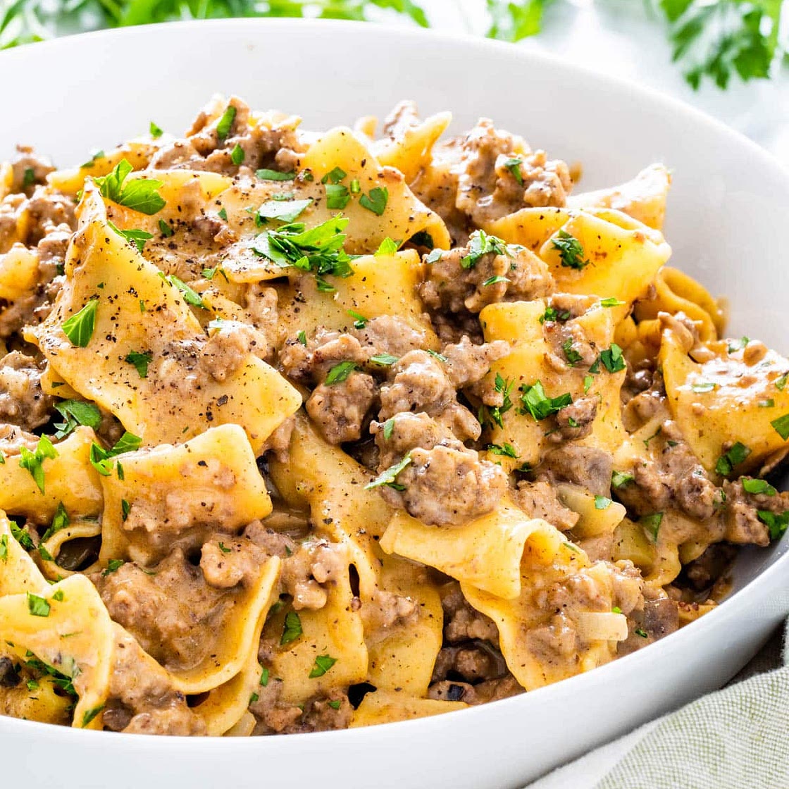 One Pot Beef Stroganoff