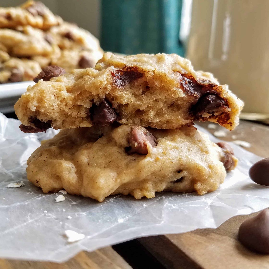 Chocolate Chip Oatmeal Pulp Cookies {Vegan}