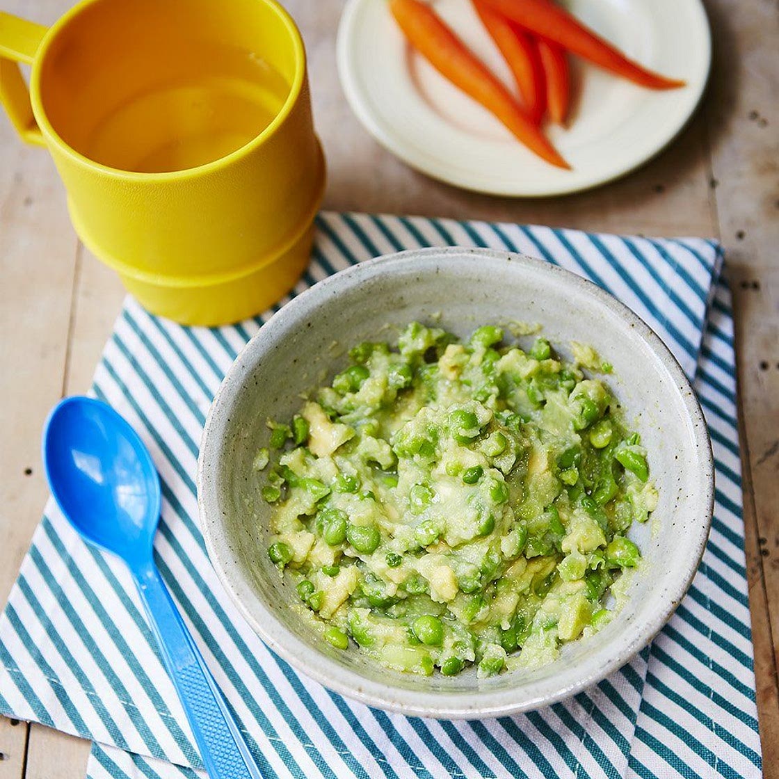 Helen’s avocado & peas with mashed potato