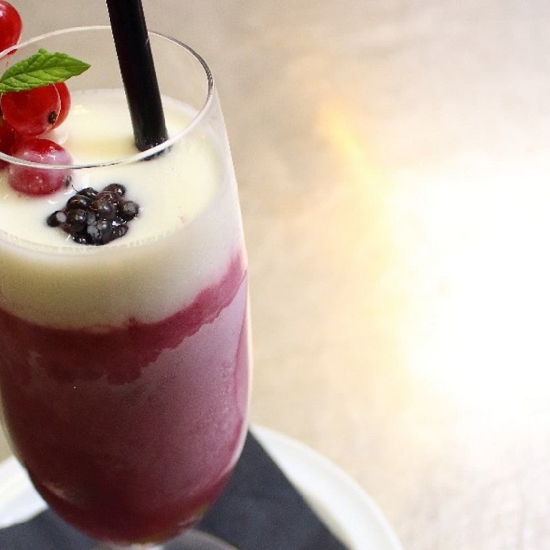 Smoothy con yogurt di soia e frutta fresca
