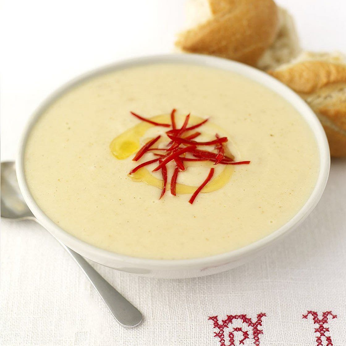 Spicy parsnip soup