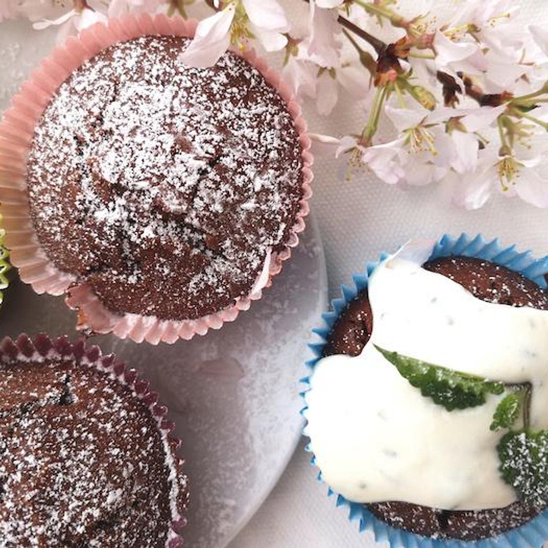 Proteinreiche Muffins mit schwarzen Bohnen