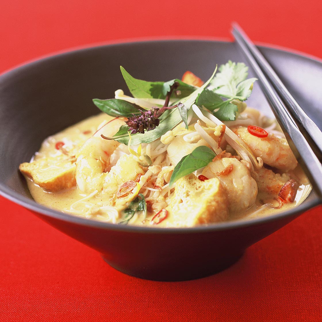 Easy seafood laksa