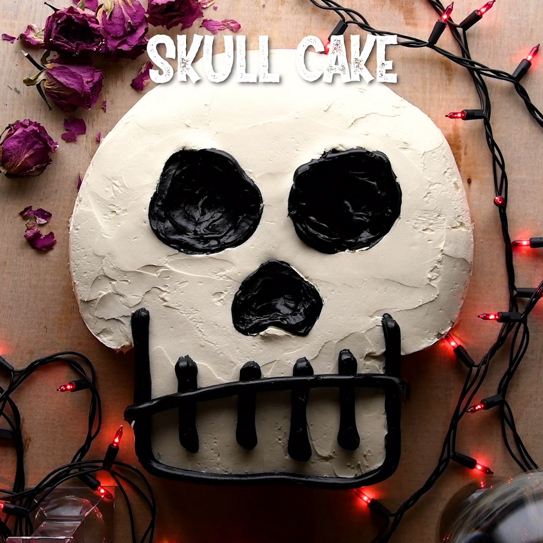 Skull Cake