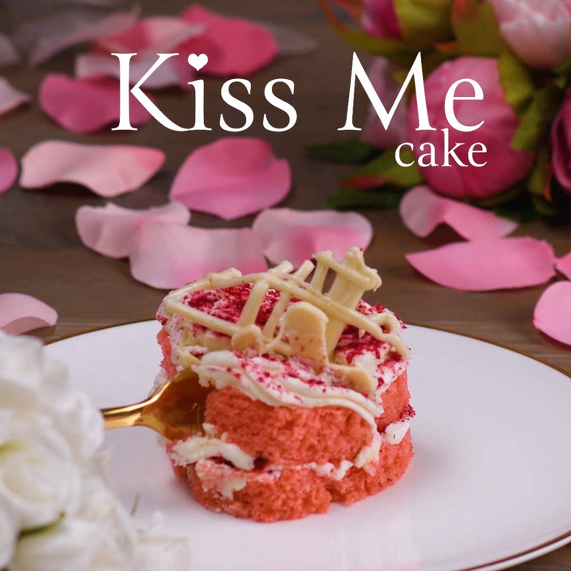 Kiss Me Cake