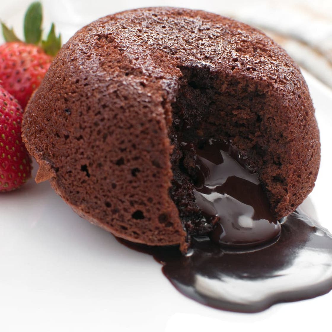 Melt-In-Your Mouth Chocolate Lava Cake