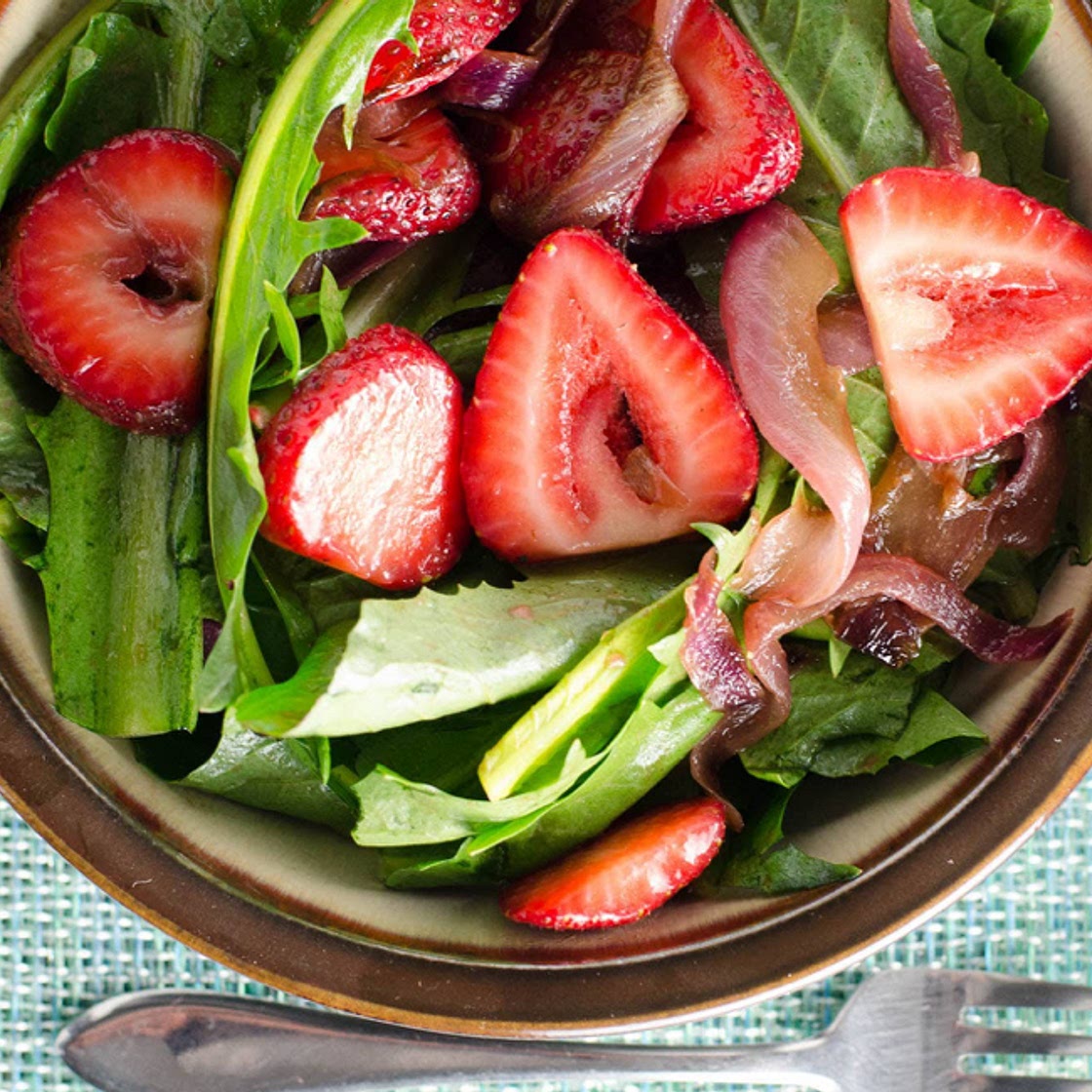 Dandelion Strawberry Salad - Dr Sebi's Cell Food