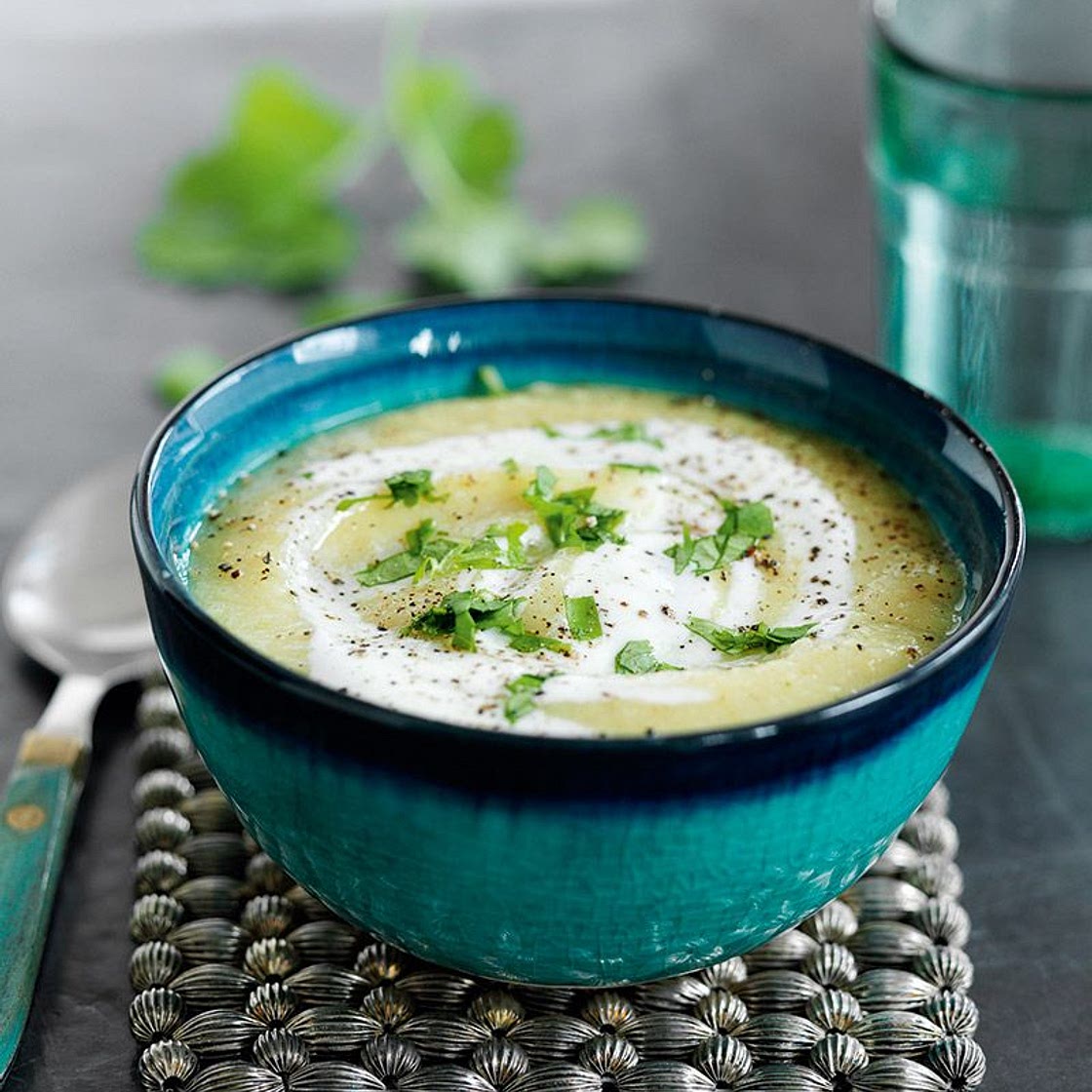 Curried parsnip soup