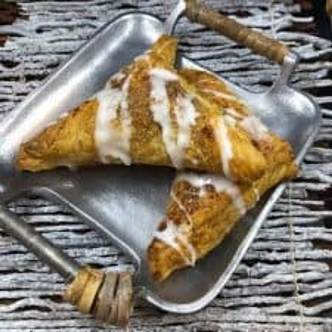 Air Fryer, Easy Homemade Cherry Turnovers