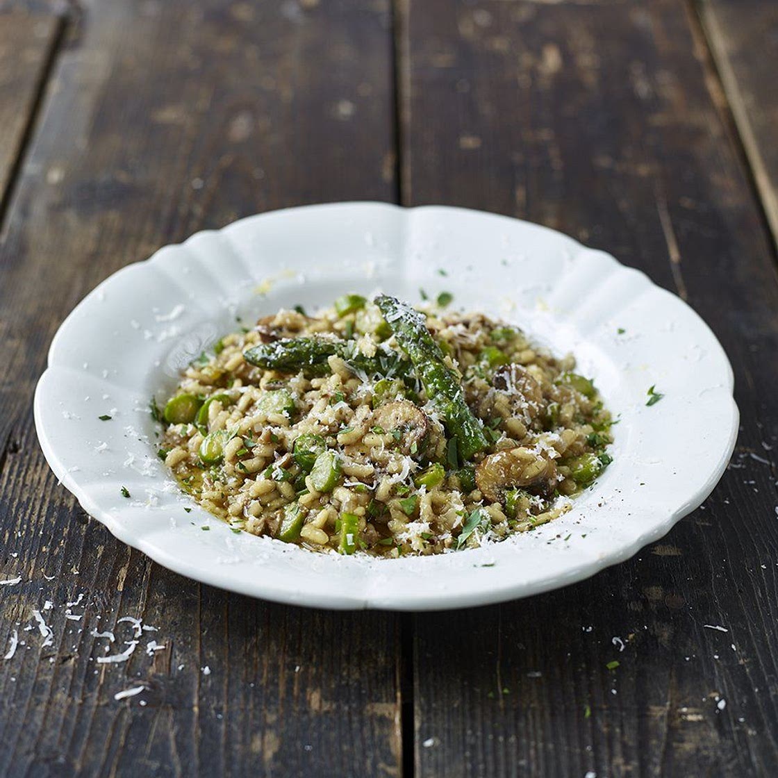 Asparagus & mushroom risotto with fresh parsley & lemon