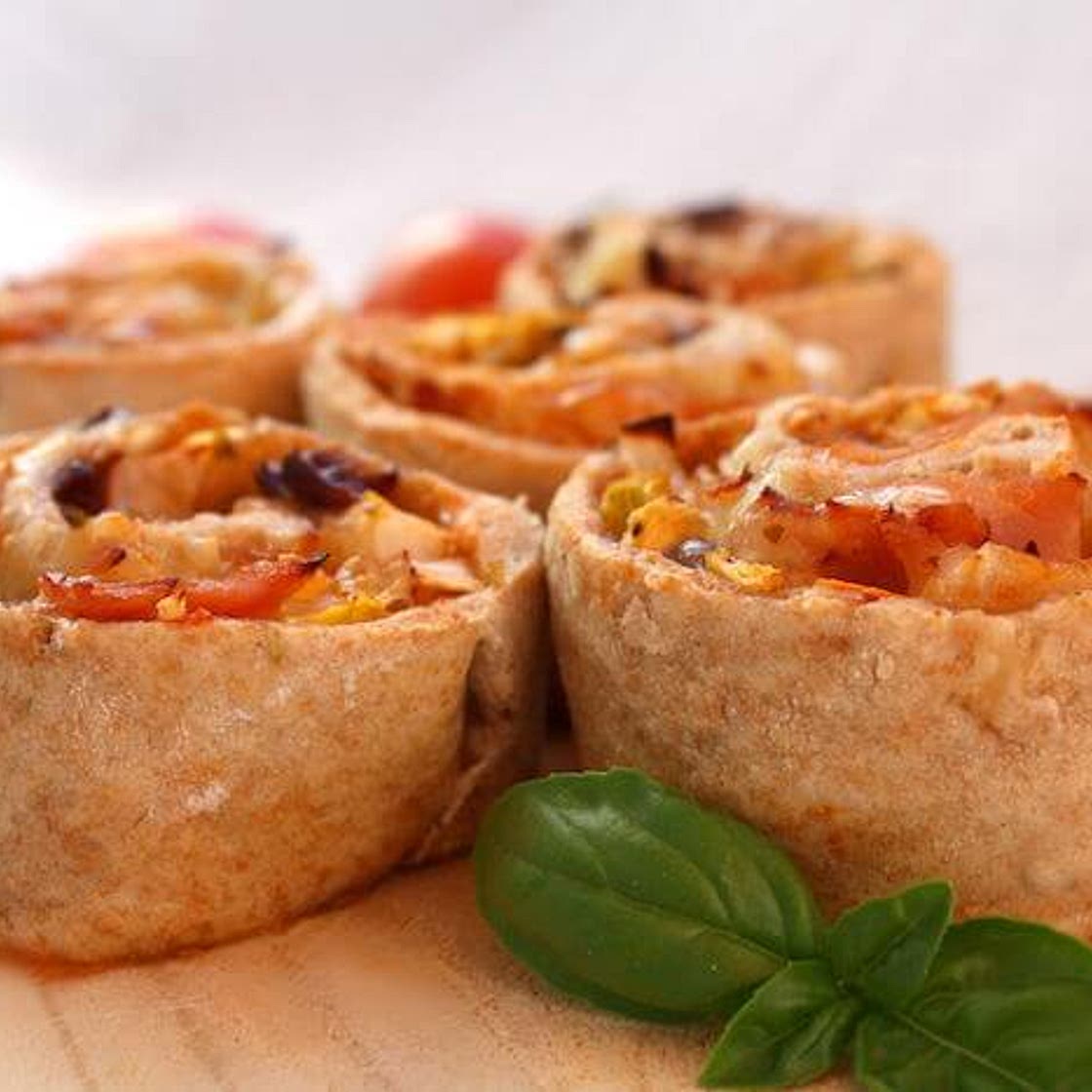 Pizzaschnecken aus Halbvollkornteig – auch zum Mitnehmen geeignet!