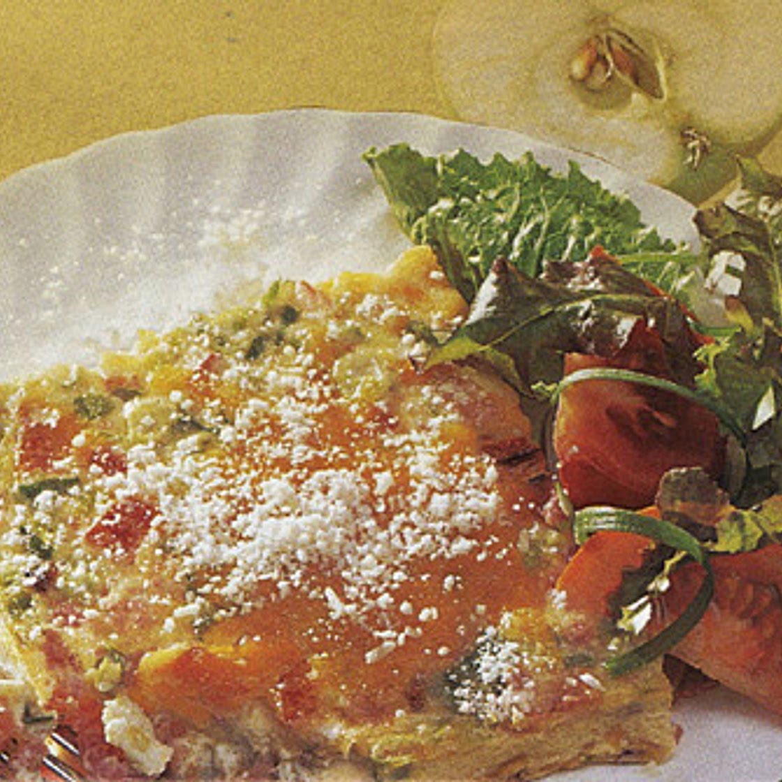 Cheddar Tomato and Bacon Oven Omelet