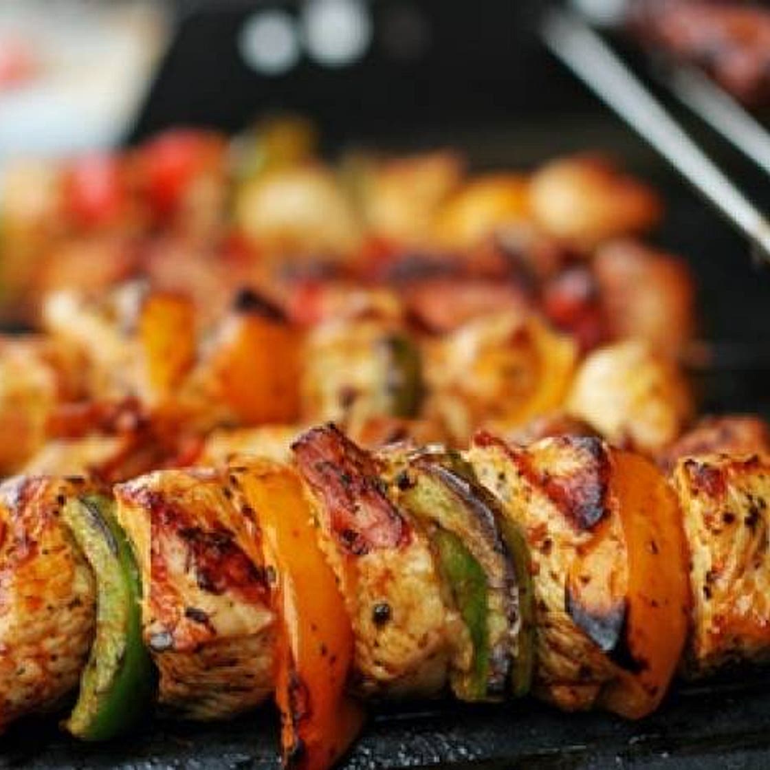 Brochette de porc et poivron au barbecue