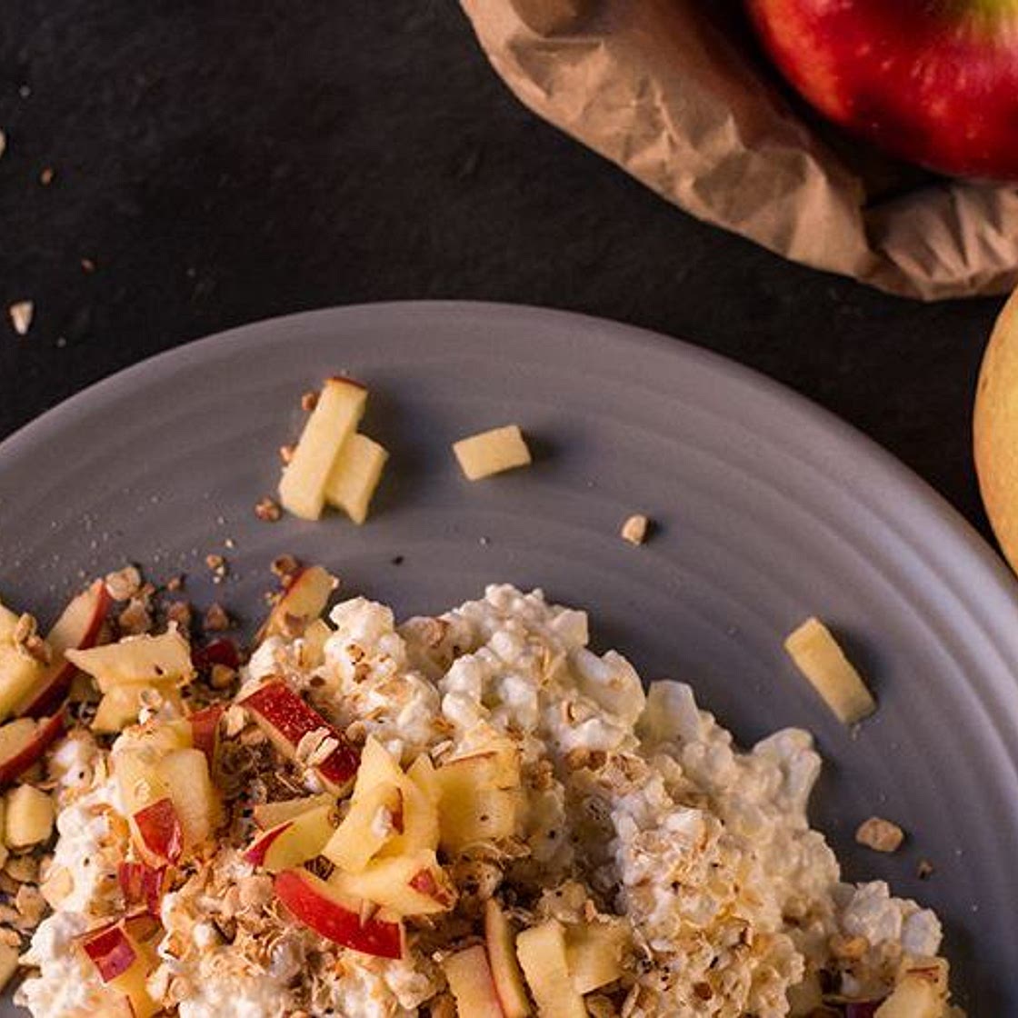 Hüttenkäse-Frühstück mit Crunch