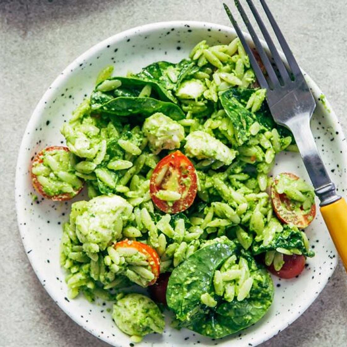 Orzo Pesto Salad With Tomatoes & Fresh Mozzarella
