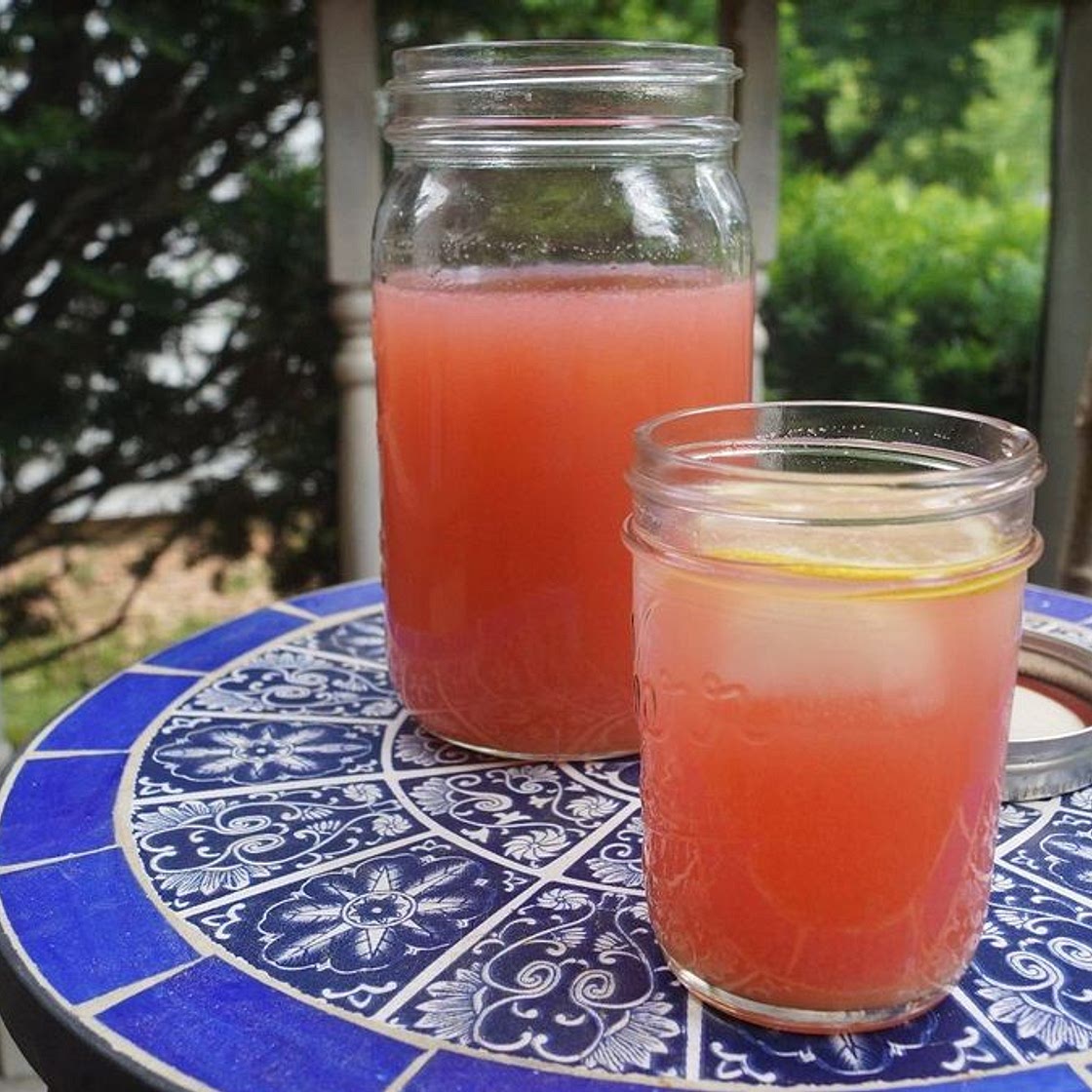 Rhubarb Ginger Lemonade
