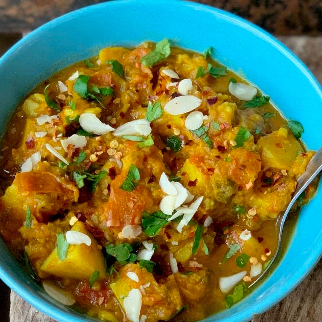 Veronica’s Potato & Tomato Curry