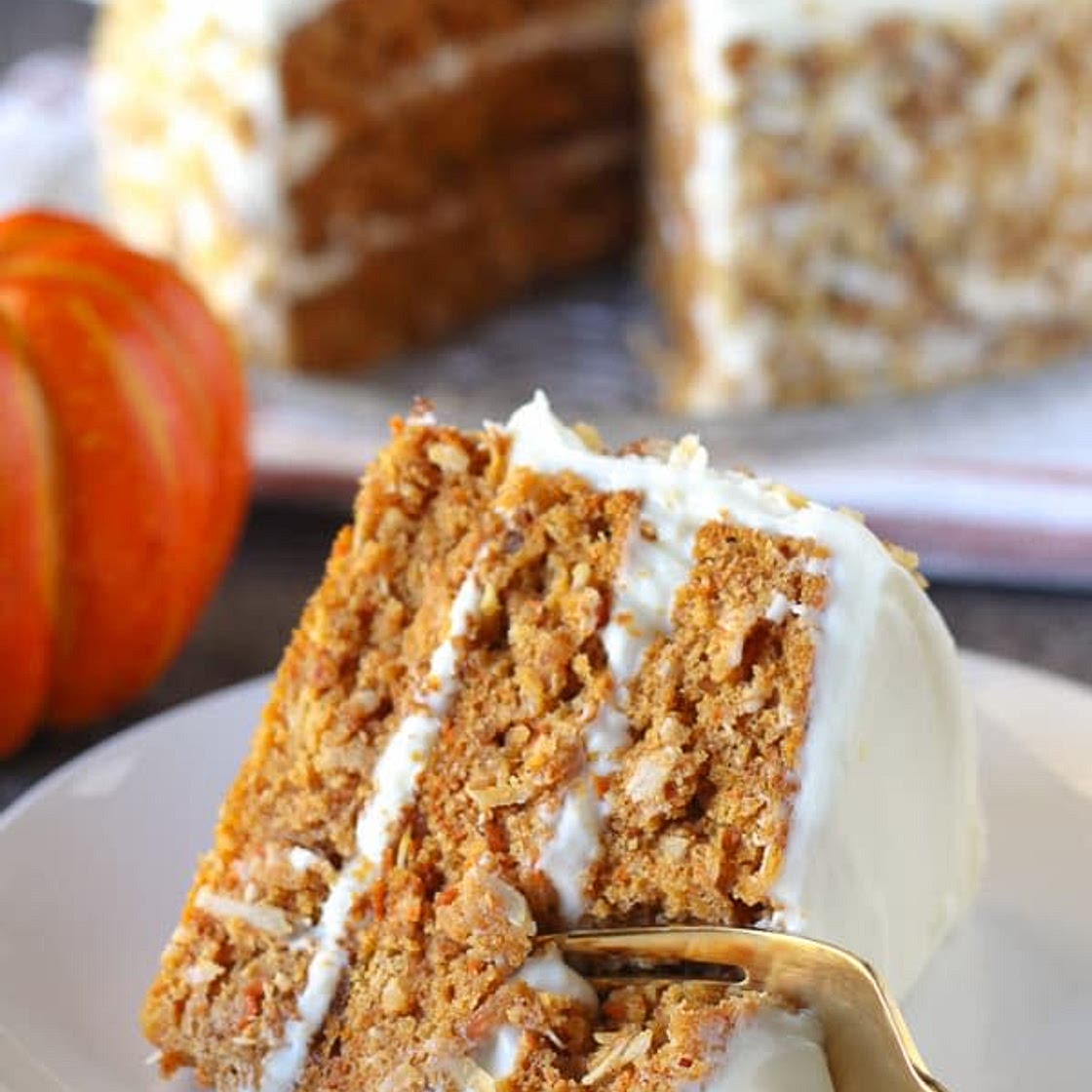 Fluffy pumpkin carrot cake