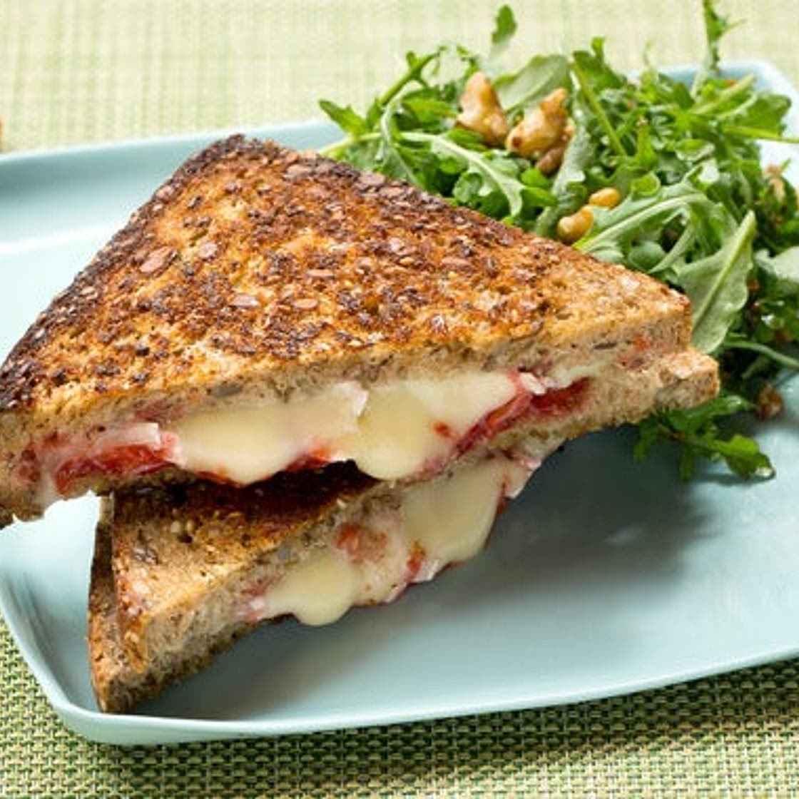 Grilled Brie Cheese & Strawberry Jam Sandwiches with Arugula & Walnut Salad