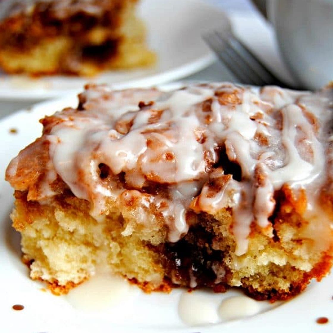 Gluten-Free Cinnamon Roll Cake