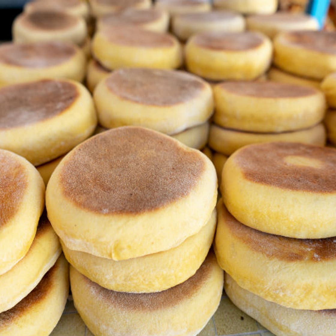 Esponjosas gorditas de leche condensada en sartén, ¡en solo 20 minutos!