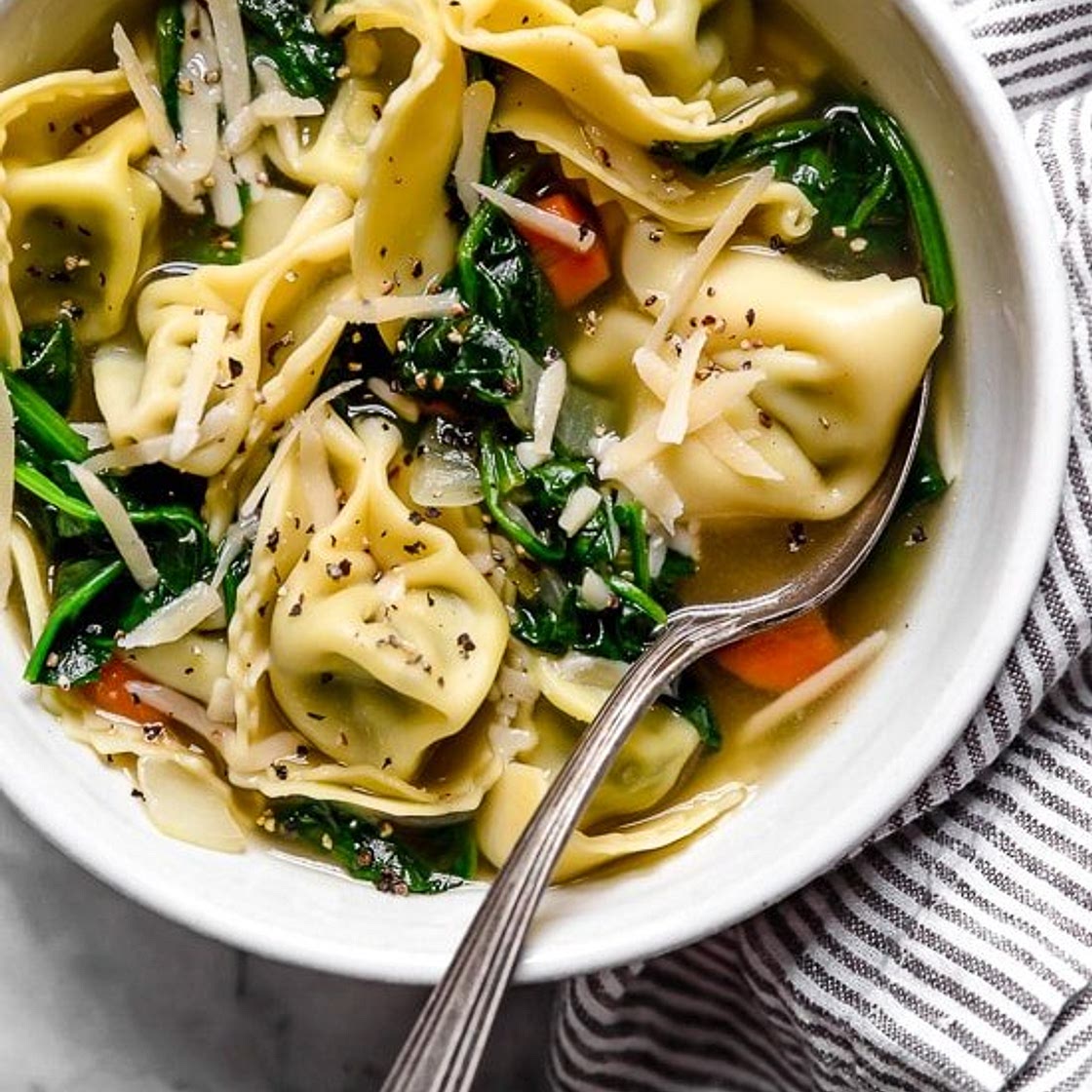 Spinach Tortellini en Brodo