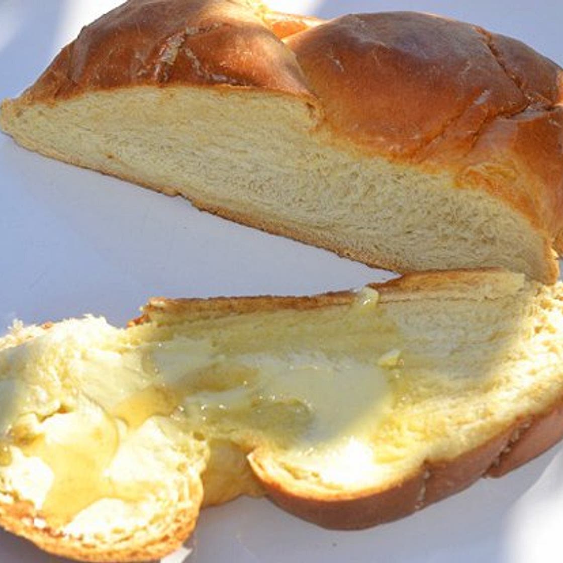 Glutenfreier Hefezopf