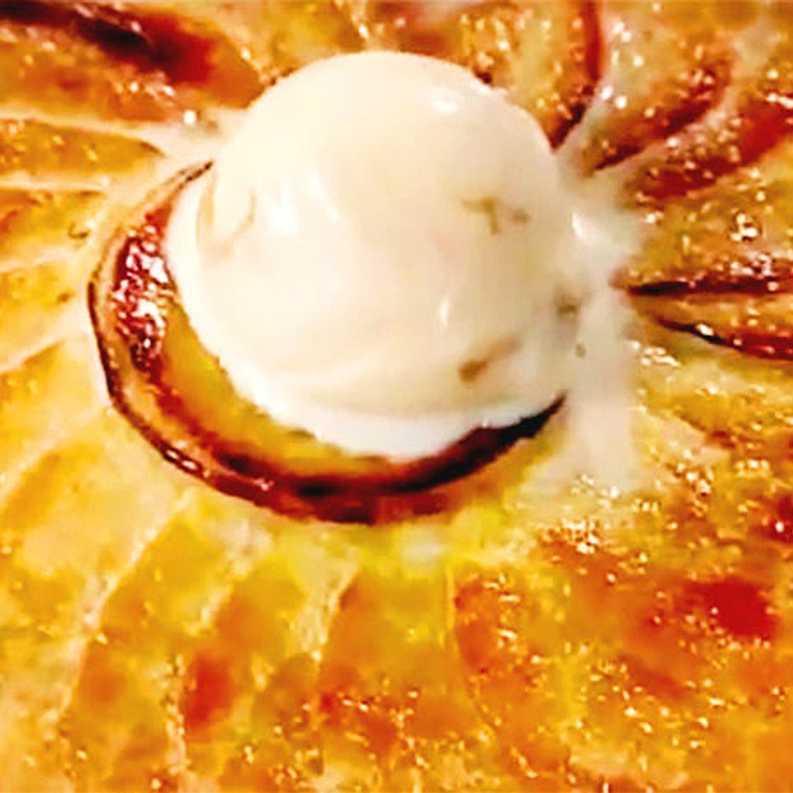 Apple Tart with Caramel Ice Cream