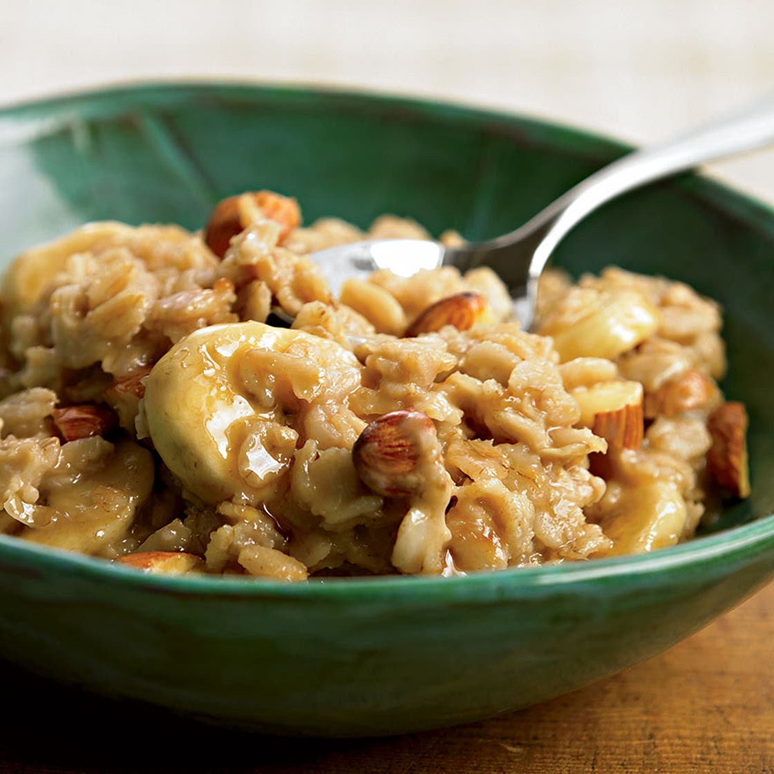 Oatmeal With Peanut Butter and Banana