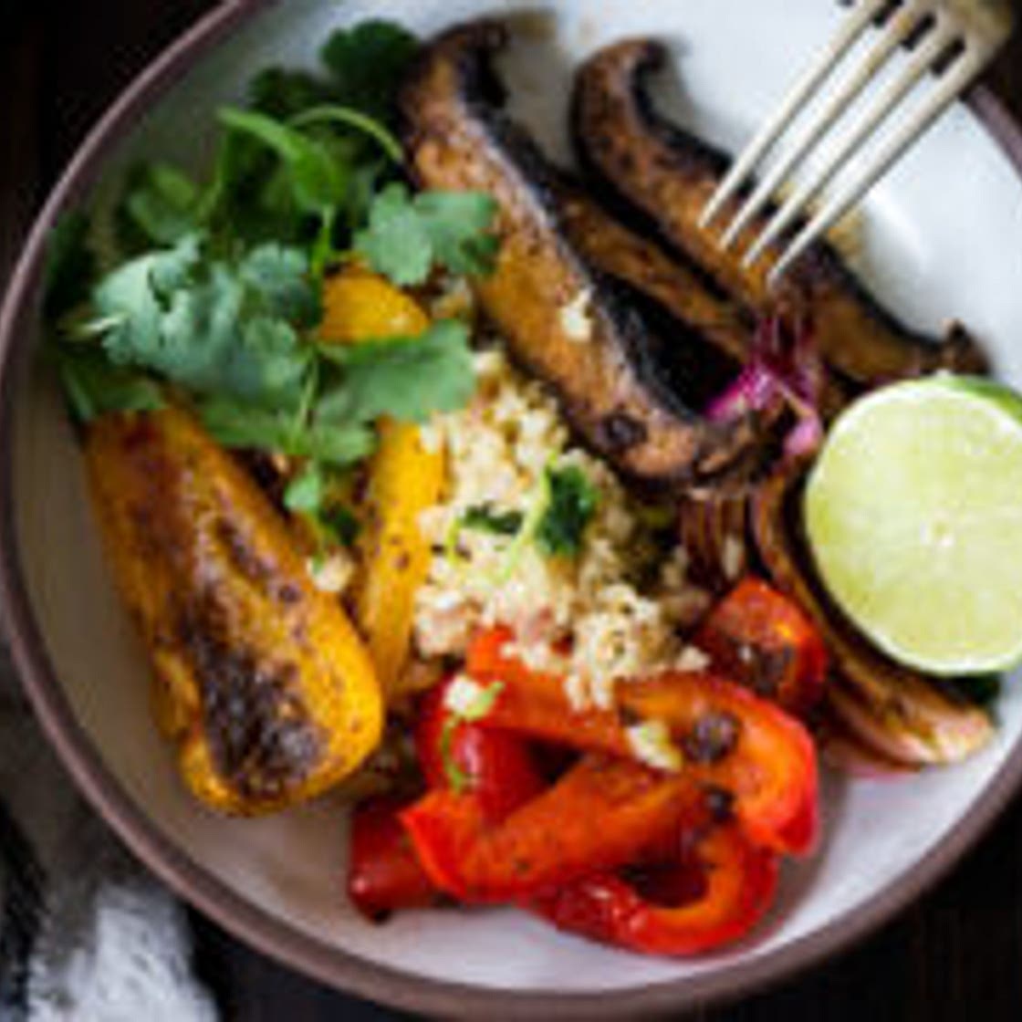 Vegan Fajita Bowl with Cilantro Cauliflower Rice