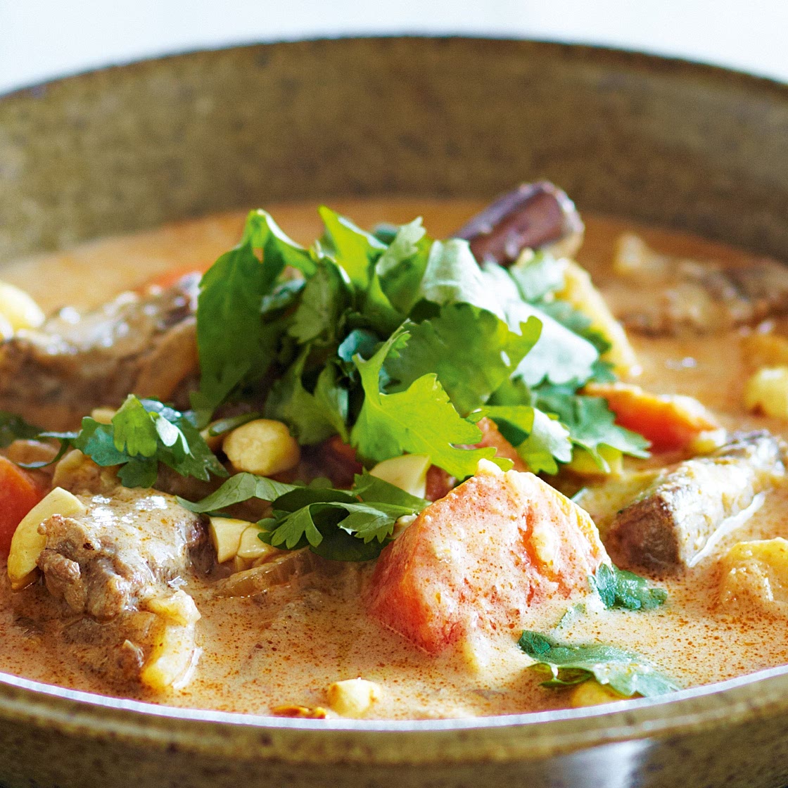 Slow-cooker massaman beef curry recipe