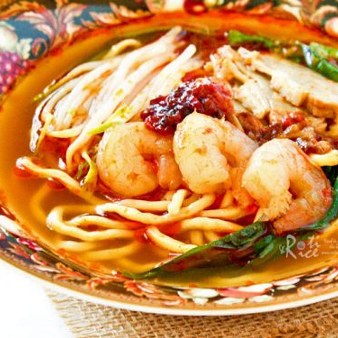 Hokkien Hae Mee (Prawn Noodles)