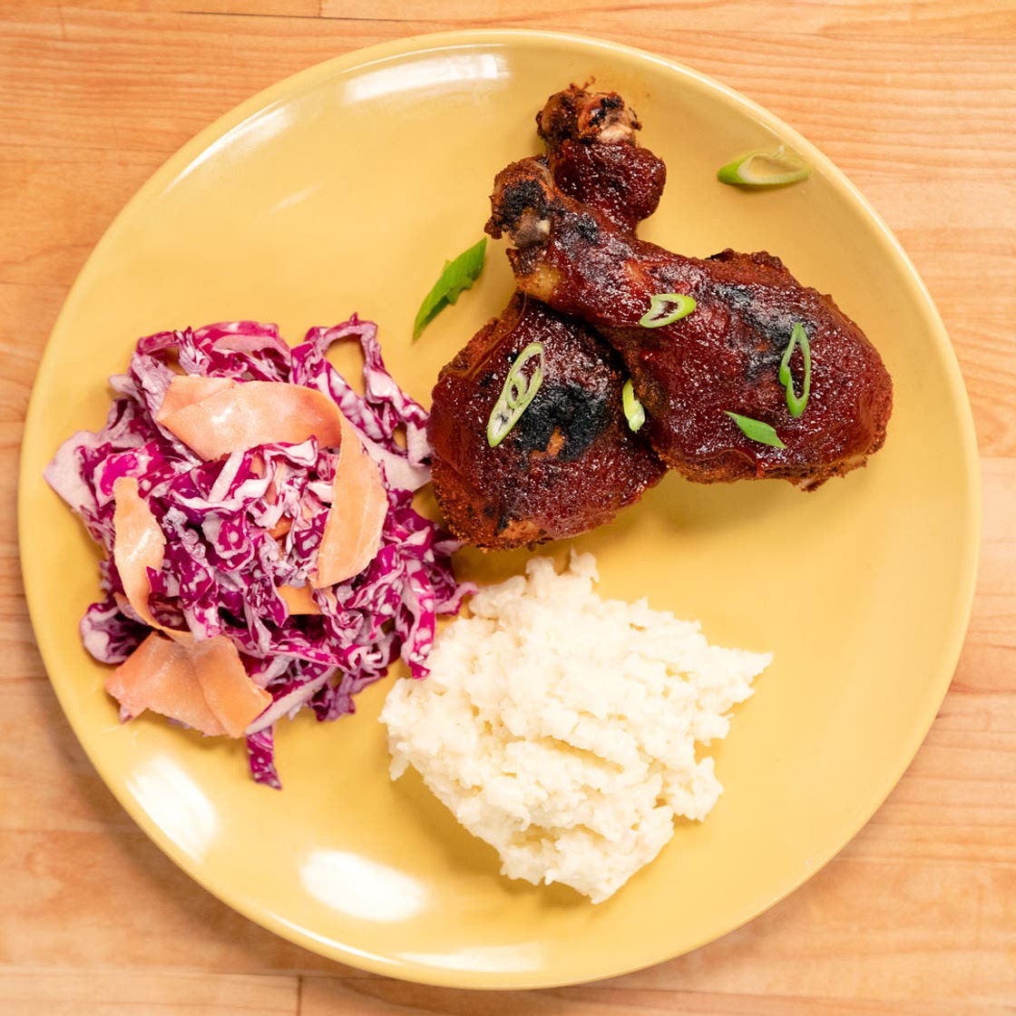 BBQ Drumsticks With Cauliflower Mash & Coleslaw