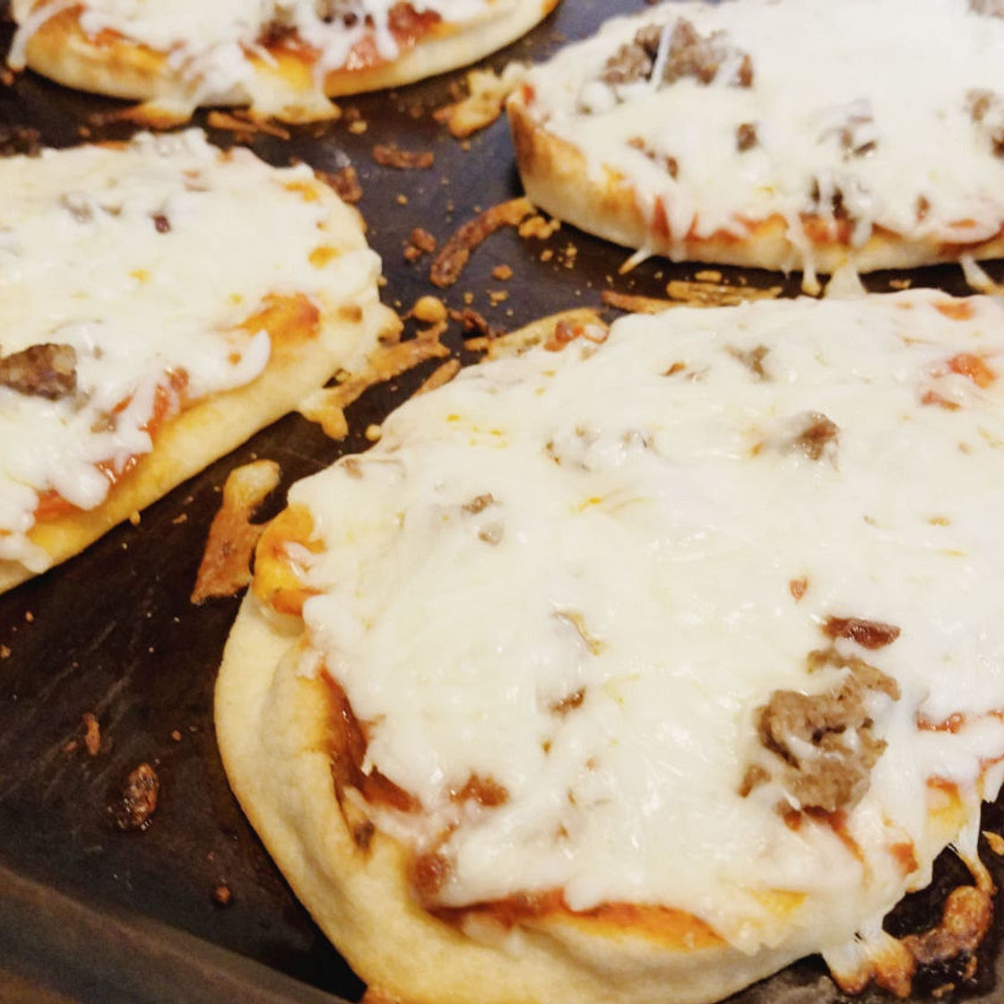 Naan Pizza
