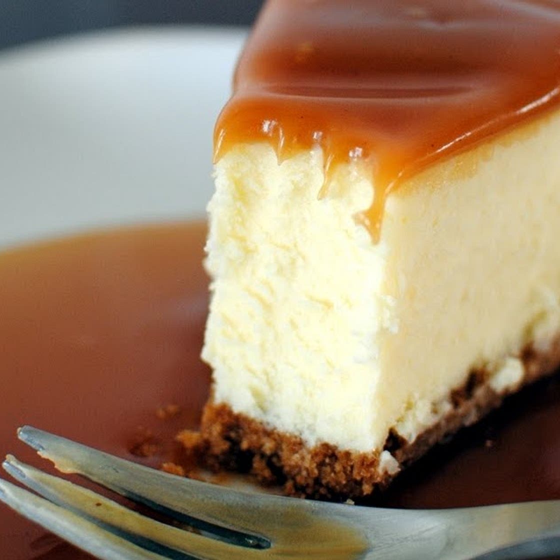 White Chocolate Caramel Cheesecake